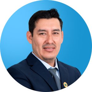 Dr. Alexander Huamán Mera
