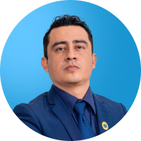 Dr. Frank Fernández Rosillo